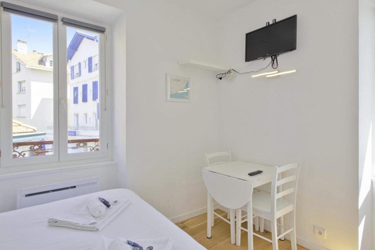 Studio Gaston - Welkeys Biarritz Kültér fotó